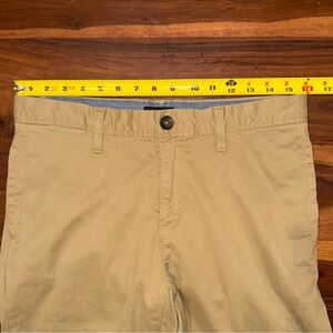 14th & Union Men’s Slim Fit Khaki Pants, 30x32, Tan, Excellent Condition *read*